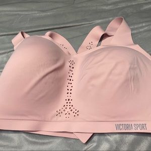 Victoria’s Secret Angel Max Sports Bra